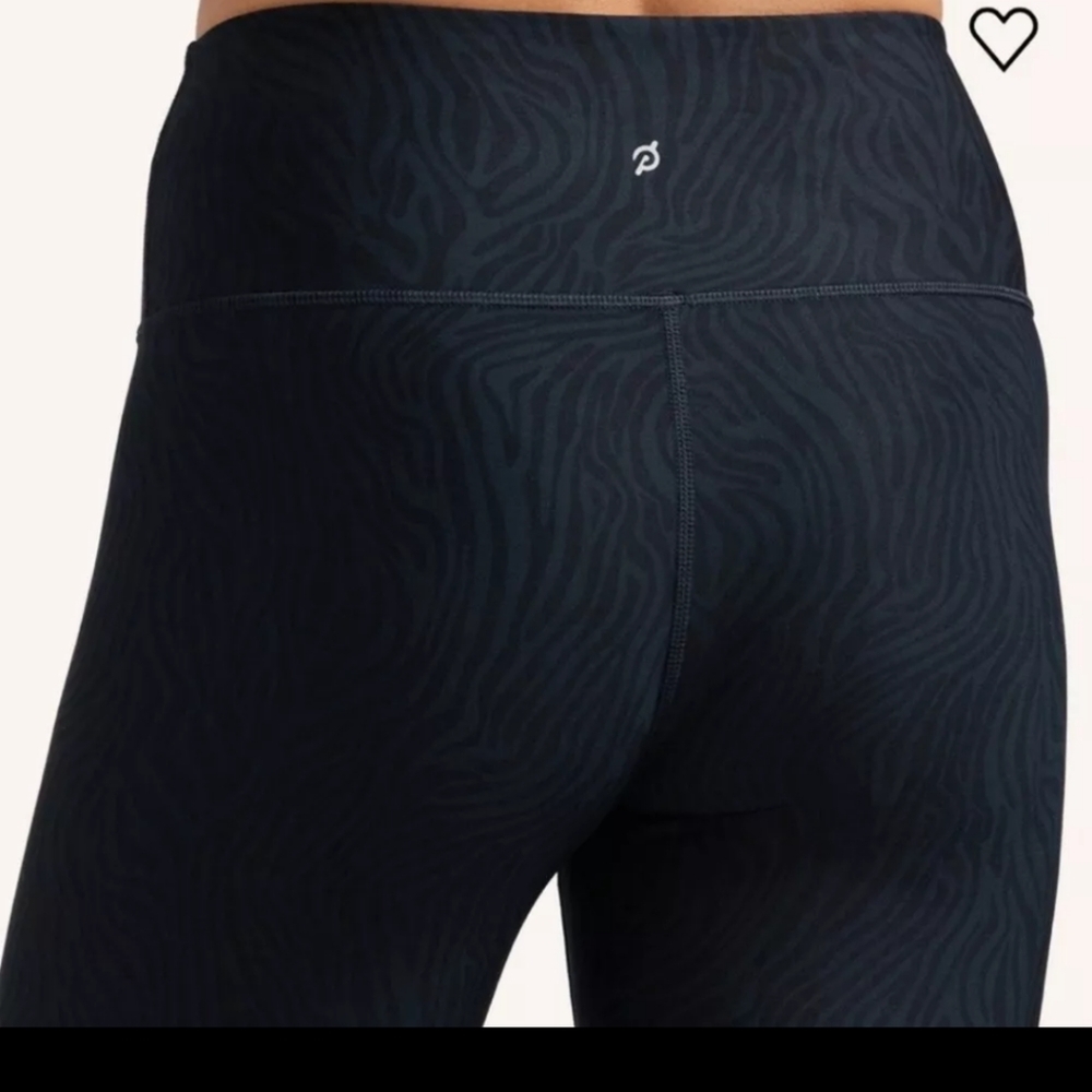 Peleton Size Small - image 3